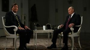 Tucker Carlson zguduie America! Susține că administrația Biden a încercat să îl omoare pe Vladimir Putin