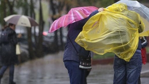 Prognoza meteo 6 iunie. Meteorologii anunță ploi, descărcări electrice și grindină