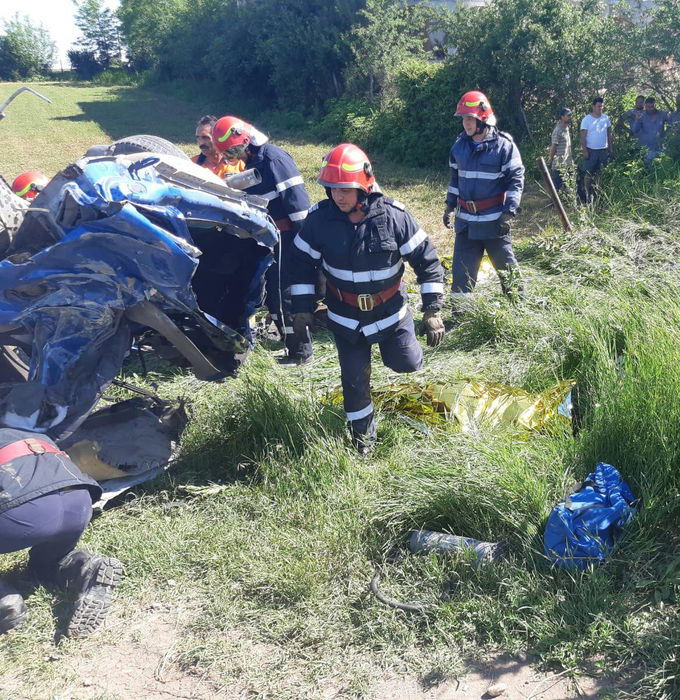 Grav accident în Giurgiu. Trei oameni au murit pe loc