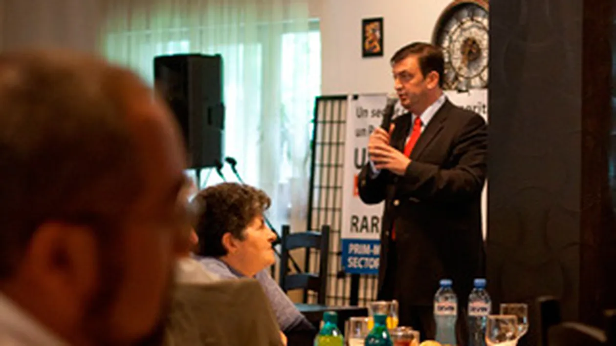 Candidatul USL la Primaria Sectorului 6 stie si vrea sa rezolve problemele locuitorilor! Rares Manescu continua dialogul cu cetatenii din sector