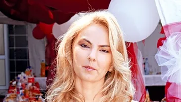 Abracadabra, uite ce aparitie! Roxana Ionescu are din nou verigheta