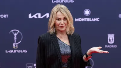Omagiu pentru Nadia Comăneci, la 50 de ani de la marele 10 de la Montreal. Cum arată moneda aniversară lansată de BNR