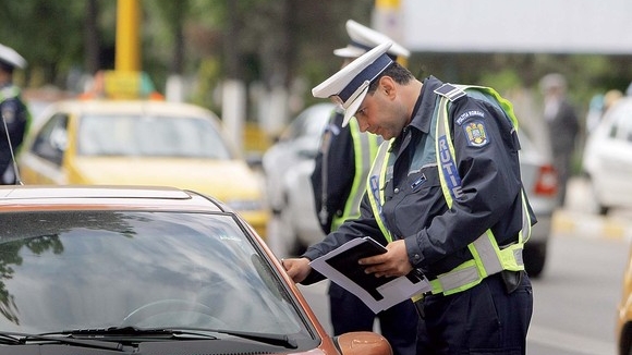 Cum plătești amenda dacă ești prins pe stradă fără declarația pe propria răspundere