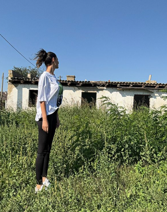 Cum arată casa în care a copilărit Ramona Olaru. Foto: Instagram