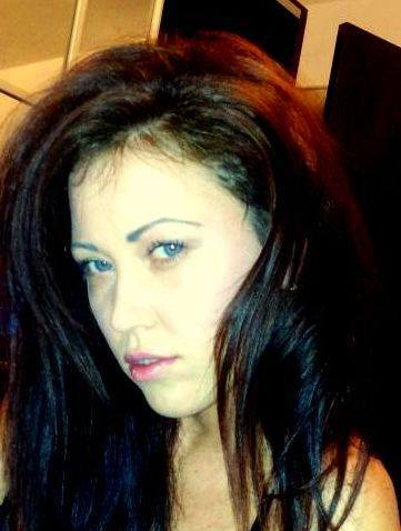 Emoţii mari pentru BIANCA DRĂGUŞANU. Sora ei, OANA a venit în Capitală pentru a-şi schimba implanturile cu silicon