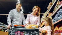 Kaufland vine miercuri, 28 februarie, cu prețuri de neratat! 39% reducere, o sută de grame costă doar 1,49 lei