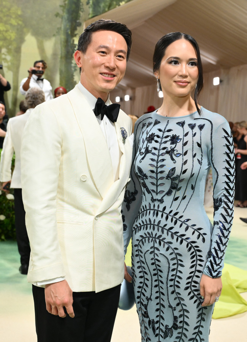Shou Zi Chew si Vivian Kao la The 2024 Met Gala cu tema Sleeping Beauties: Reawakening Fashion" at The Metropolitan Museum of Art, 6 mai 2024, New York. Foto: Profimedia