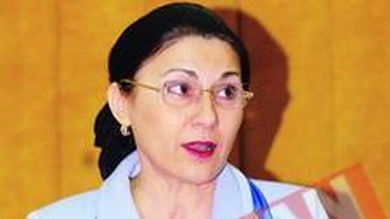 Fostul ministru al Educatiei, acuzat de colaborare cu Securitatea