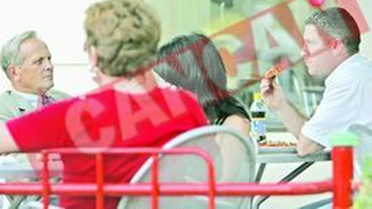 Stolojan si-a scos soferul la o pizza