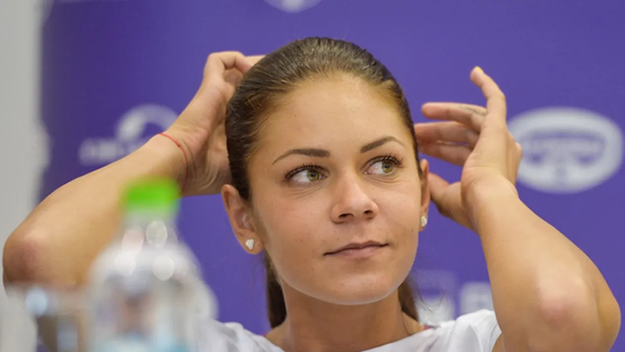 “Perversul de la grădiniţă” s-a logodit cu atrăgătoarea jucătoare Andreea Mitu! După ce a atacat tot ce putea, iată că tenismena îl domesticeşte!