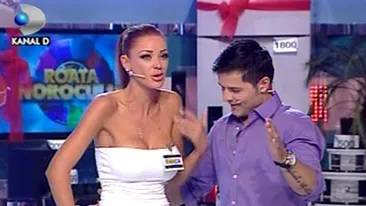 VIDEO Bianca l-a dat gata si pe Varciu! Liviu s-a dat la ea grav: Am transpirat! Tu esti umeda?