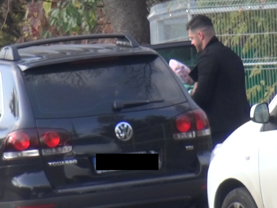 Cum încearcă Victor Slav să-și protejeze fetița ca să nu sufere din cauza despărțirii părinților