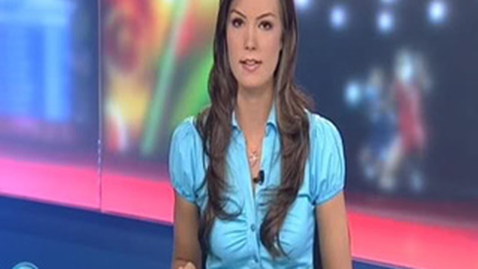 Nu si-a cunoscut patronul! Prezentatoarea de la Digi Sport l-a luat la trei pazeste pe "miliardarul fara chip"