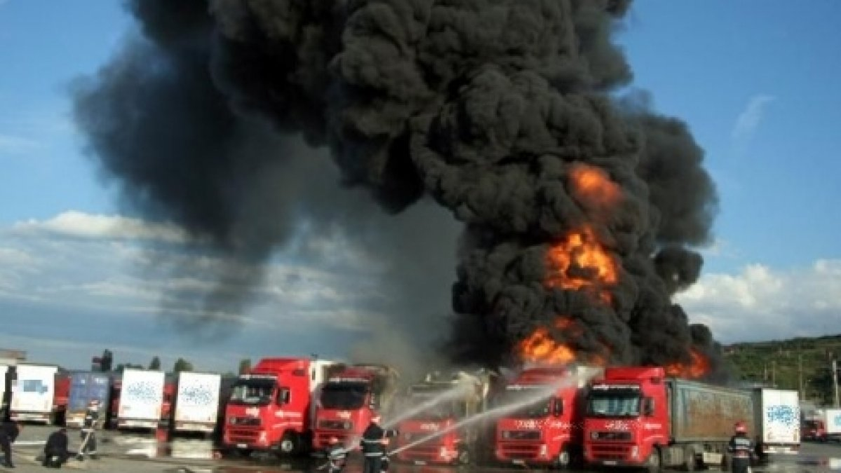 Explozia care a amuțit România în urmă cu aproape două decenii. Tragedia de la Mihăilești ne bântuie și acum sufletele