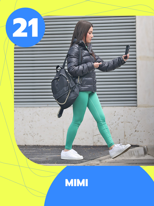 Bianca Drăgușanu, Adelina Pestrițu și Lora și-au făcut zeci de selfie-uri. Intră în acțiune Top 30 dive care au găsit unghiul perfect