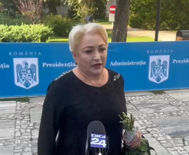 Cum a apărut Viorica Dăncilă la priveghiul lui Ion Iliescu? Toate privirile s-au întors către ea
