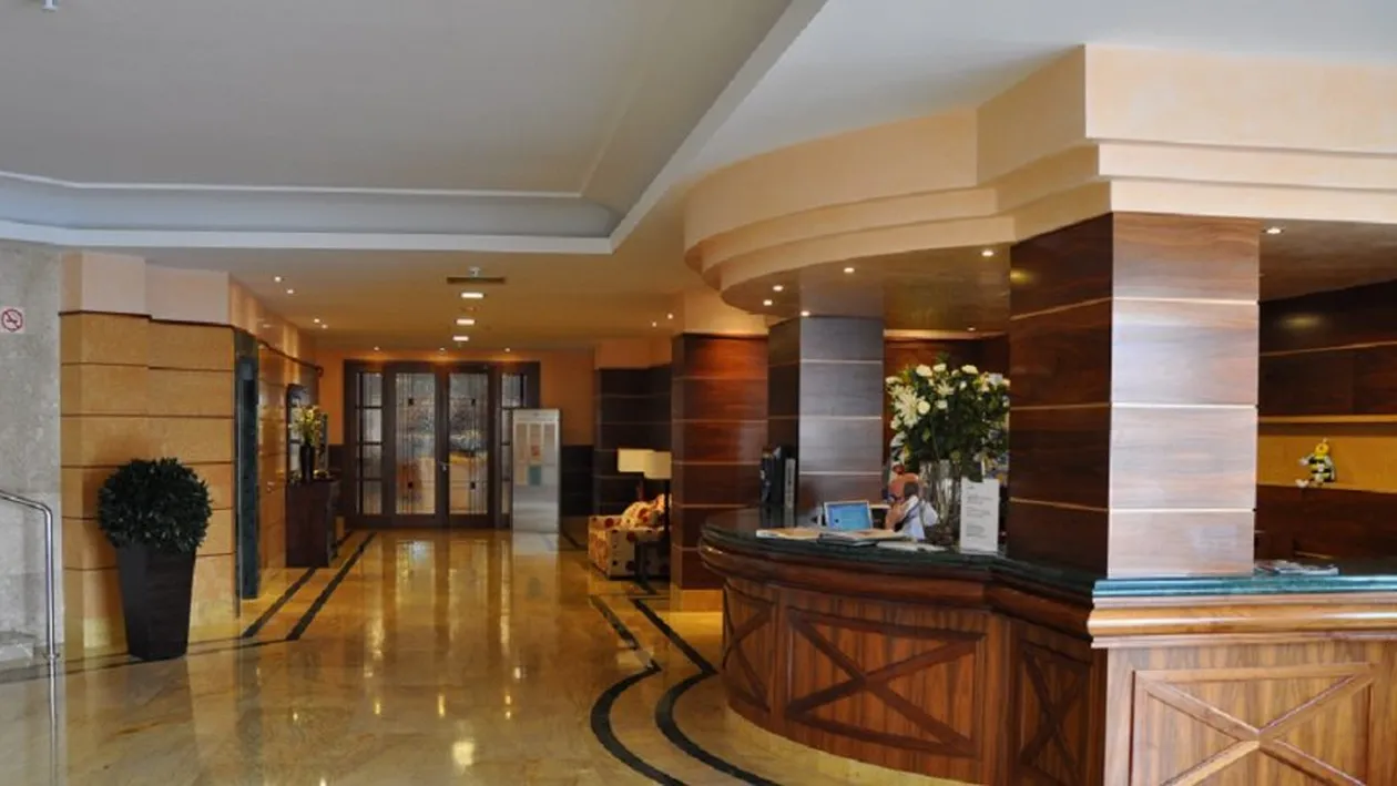 Cum vor fi servite mesele în hoteluri, începând cu 15 mai. Anunțul oficial al autorităților