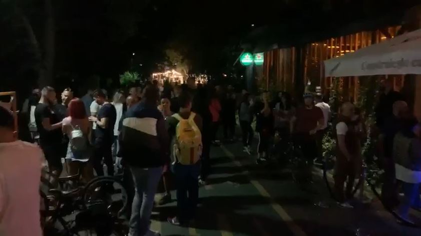 Patronii unor localuri de fițe din nordul Capitalei au încins petreceri cu sute de oameni, deși există riscul de infecție cu noul coronavirus! Aurelian Bădulescu, decizie dură: “Am dispus suspendarea autorizațiilor”