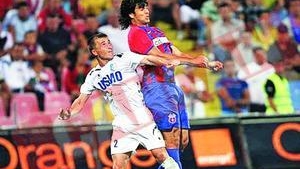 "Cartu ne injura non-stop"
