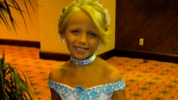 Fetite din SUA, duse cu forta la concursuri de Miss