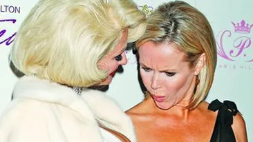 Paris, ce ti-au crescut sanii si burtica!