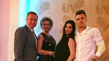 ANDREEA TONCIU s-a pozat cu fiul ANAMARIEI PRODAN, dar când fanii s-au uitat mai bine au observat ASTA! 