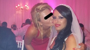 Imagini in premiera de la nunta fiicei lui Fane Spoitoru. Vezi cum arata in rochie de mireasa si afla cum s-au distrat nuntasii