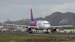 Un bărbat și-a ratat vacanța din cauza unui SMS. Ce a pățit românul, înainte de urca în avion