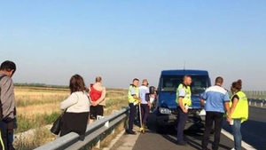Accident violent pe autostrada Timişoara-Lugoj: 13 persoane implicate! Traficul a fost BLOCAT