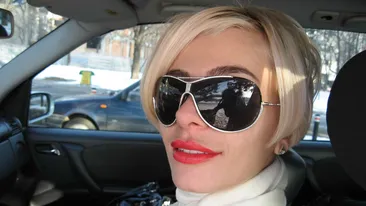 Iau pilule de slabit, chiar daca stiu ca nu-mi fac bine Ce vedeta de la noi recunoaste cu seninatate