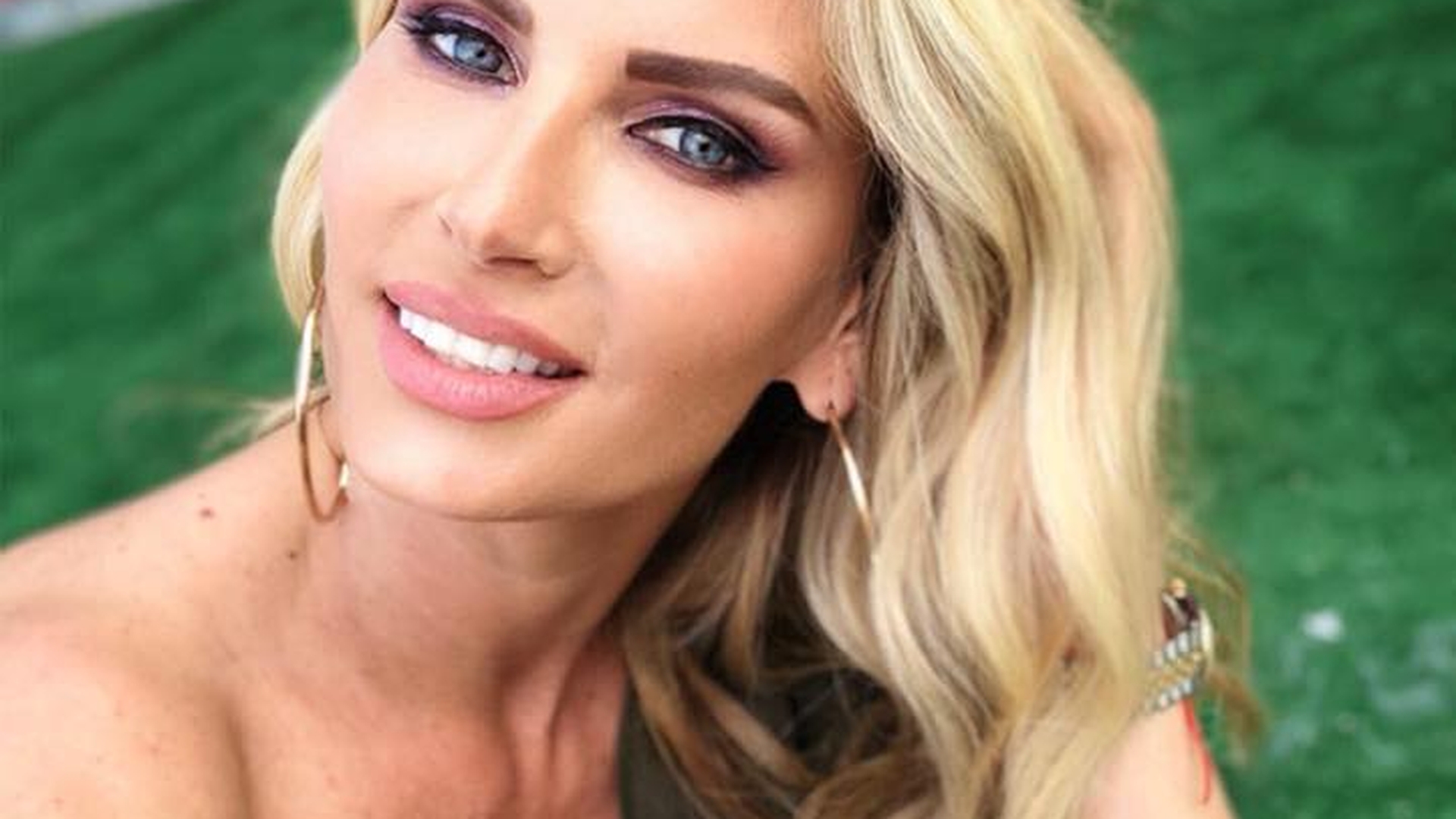 Andreea Bănică, schimbare de look. Vedeta nu a renunțat la părul blond, dar... Fanii au fost încântați. “Ești wow!”