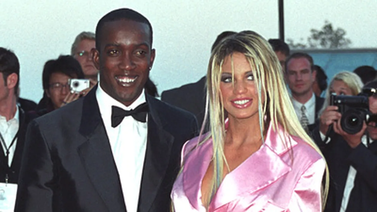 Pana la 25 de ani a dormit cu mingea de fotbal in pat! Apoi a cunoscut-o pe voluptoasa Katie Price