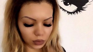 BEYONCE DE ROMÂNIA, gest uluitor după ce i s-a necrozat un sân! Riscă să facă cancer 