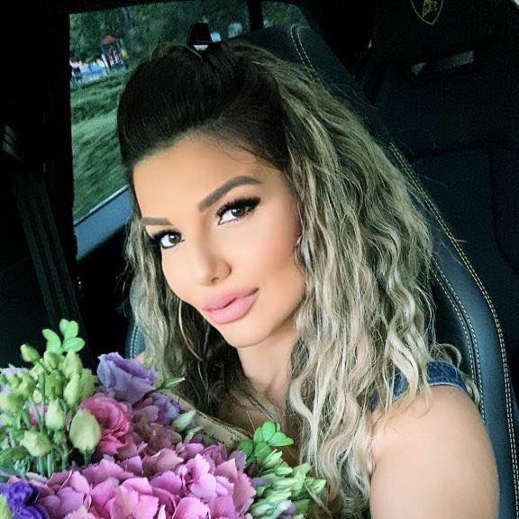 Loredana Paraschiv s-a cuplat cu un afacerist din Mangalia