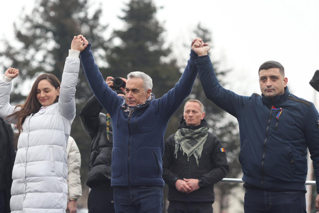 Călin Georgescu, George Simion și Ana Maria Gavrilă/ Sursa foto: Inquam Photos/ George Calin
