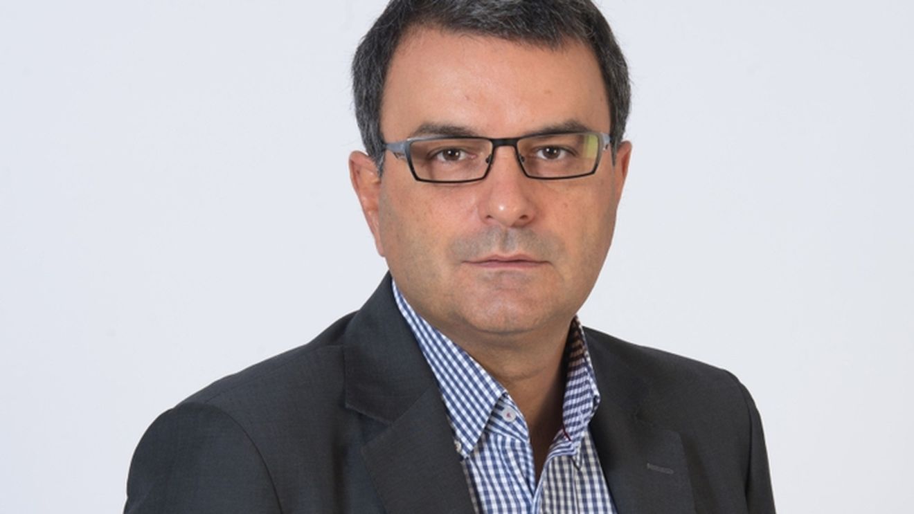 Mesajul tulburător al lui Lucian Mândruță despre soția lui! E medic neurolog: „În bagaj intră și o mască…atât are, una singură”