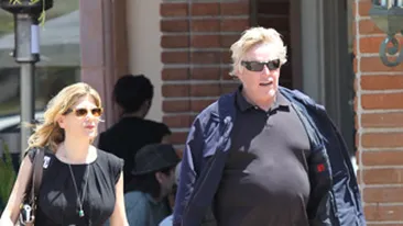 Zici ca e umflat cu pompa – Actorul Gary Busey are ditamai burta