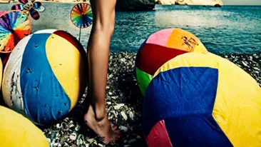 Cică vor să fie celebre, dar nu ştiu nici ce înseamnă flower power sau cine a fost Hitler! Fetele de la Next Top Model sunt varză!