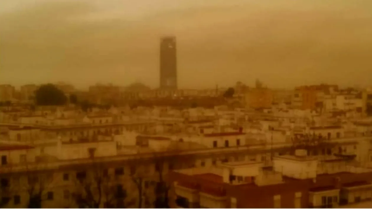 Imagini din infern! Cum arată cerul Spaniei după ce a fost lovită de furtuna Celia