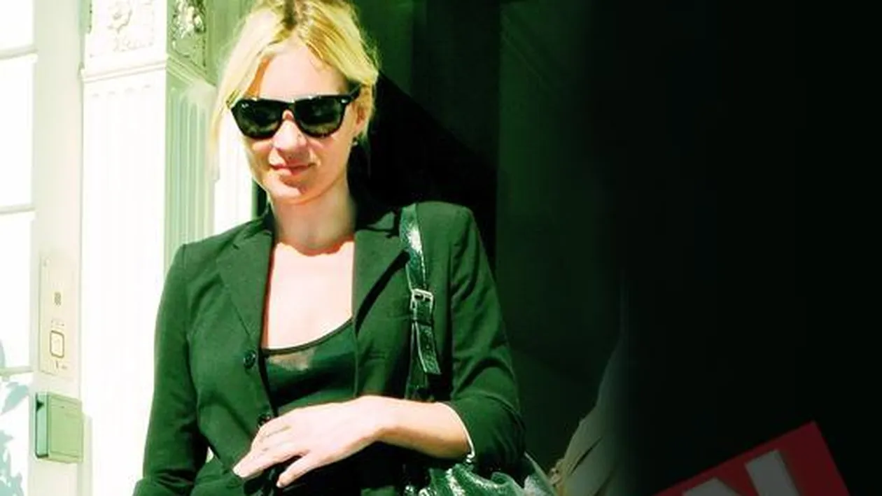 Ce picioare urate are Kate Moss!