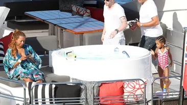 Cine zice ca intre vedete este raca mare? Multe staruri de la Hollywood sunt prietene la catarama