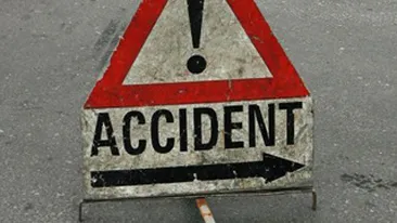 Un copil de trei ani din Neamt a murit calcat de masina! Alti patru tineri au fost raniti!