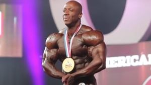 Doliu. A murit Shawn Rhoden la vârsta de 46 de ani. Era cel mai vârstnic câștigător al titlului ”Mister Olympia”