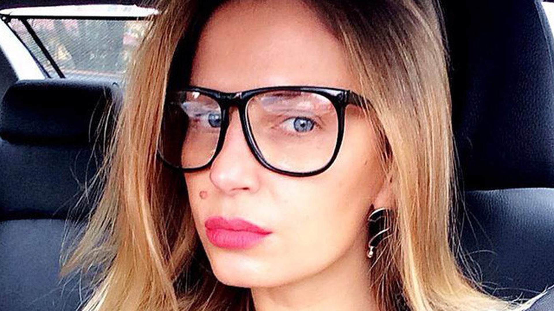 "Esti frumoasa si racita!" Andreea Banica primeste complimente si cand e gripata! Cum a putut sa se pozeze solista