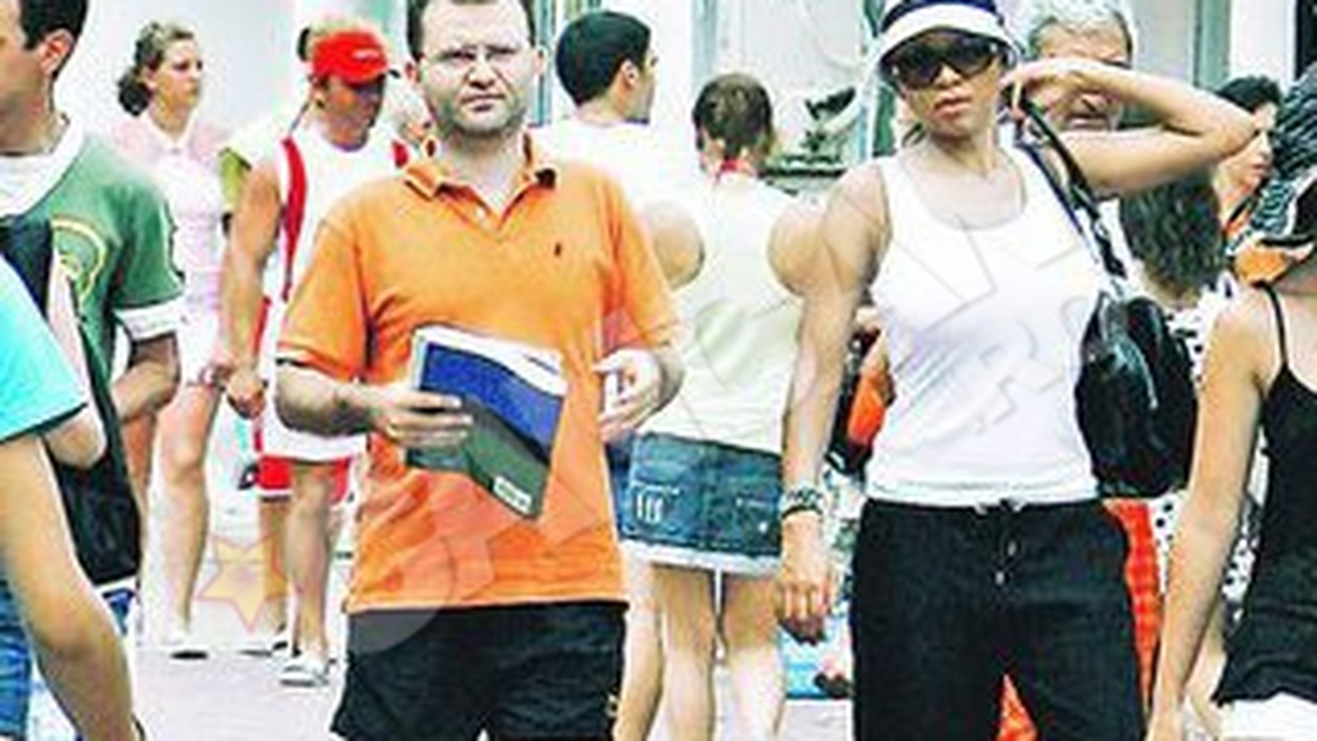 Sotul lui Nadine este tatic part-time. Refuza sa angajeze bona
