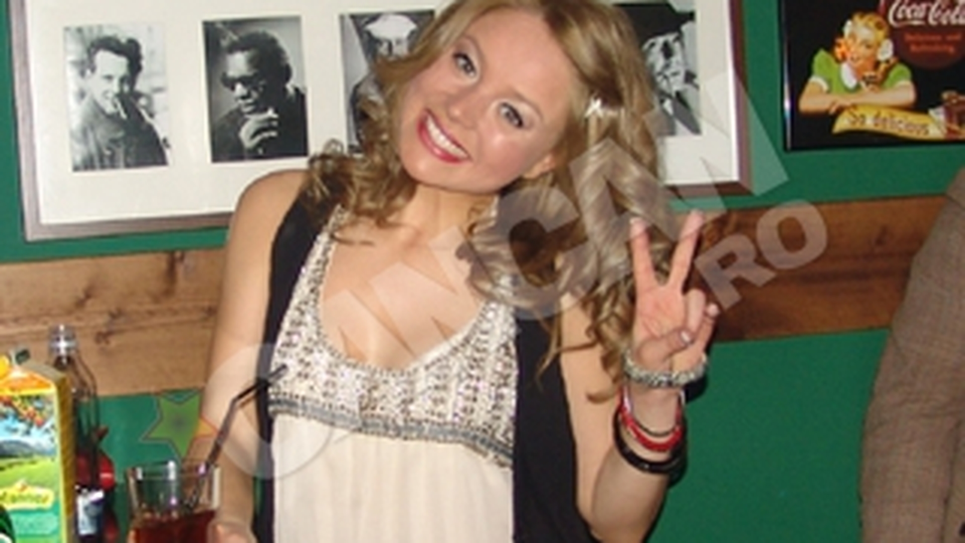 Anya, ex Hi-Q, divorteaza: "Am decis sa ma separ de sotul meu, dar el imi va fi manager in continuare"