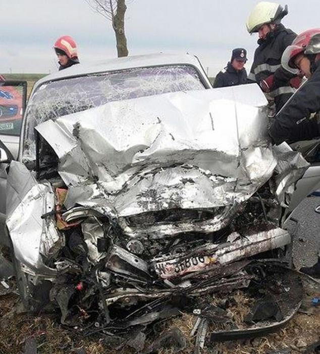 Accident rutier grav la Hârşova! Trei persoane au murit pe loc