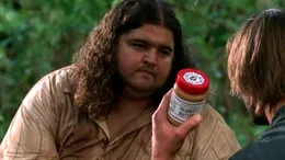 Îl mai ții minte pe simpaticul Hurley din serialul Lost? Cum arată acum, după ce a slăbit 45 kg