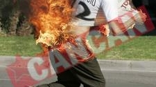 Un roman si-a dat foc in Spania