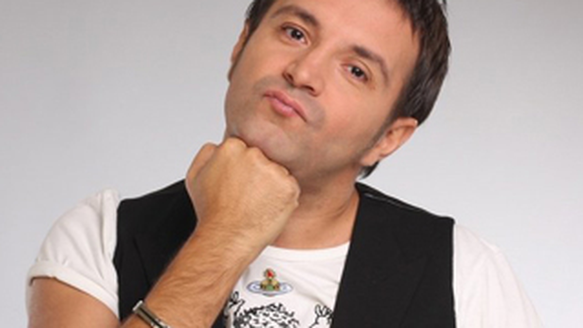 Daniel Buzdugan ii lauda pe cei care nu asculta manele:"Moldovenii nu au deloc la suflet manelele! Cinste lor!"